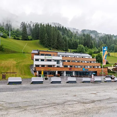 Апартаменты Spacious In Katschberg *